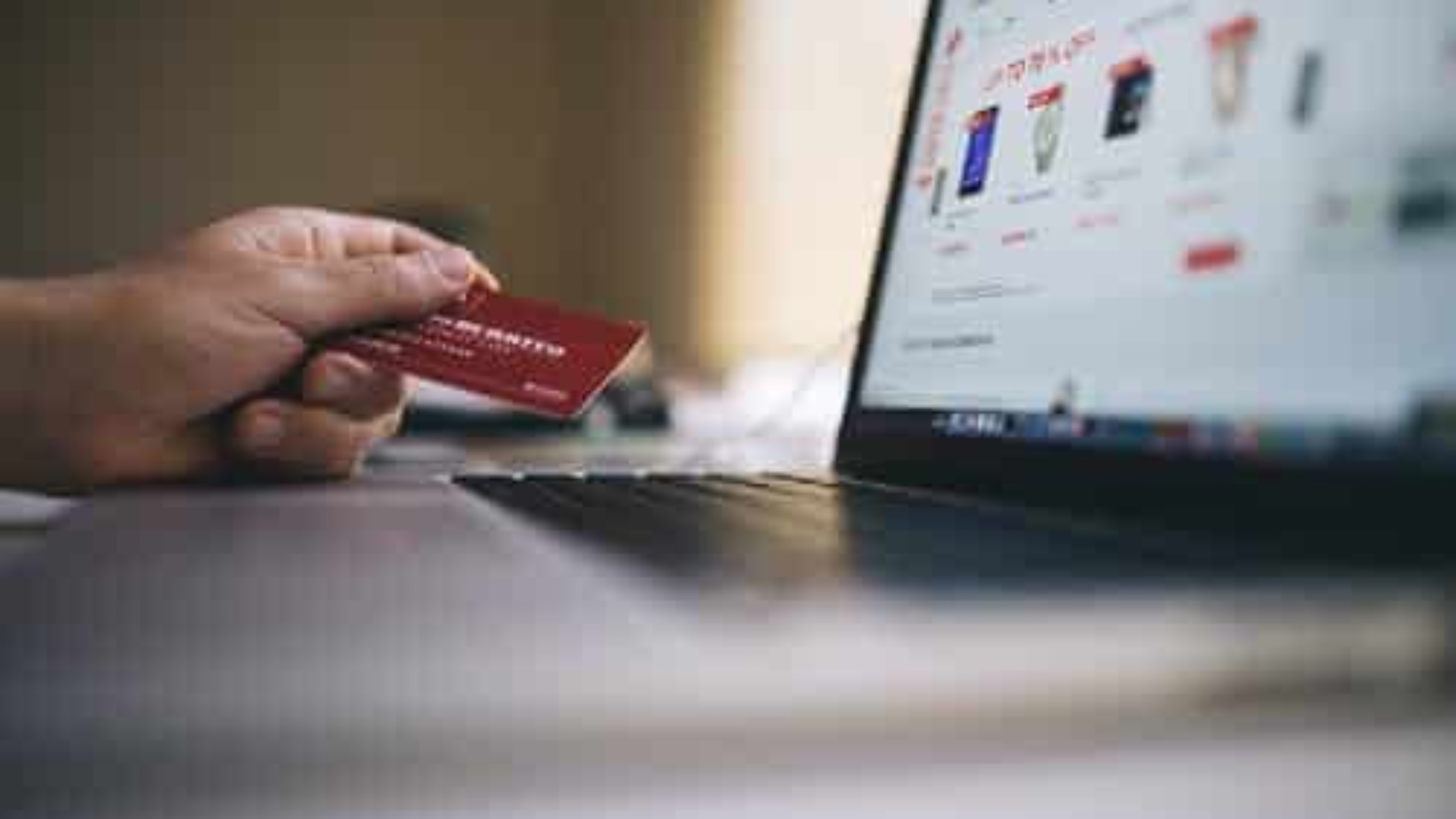 using-a-card-to-shop-online